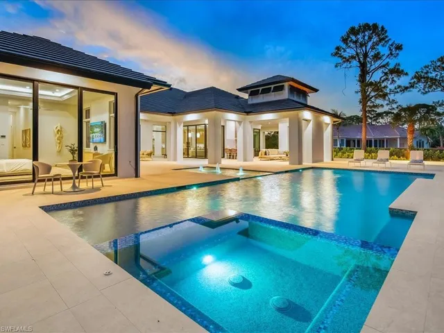 500 Ridge Dr, Naples, Florida 34108