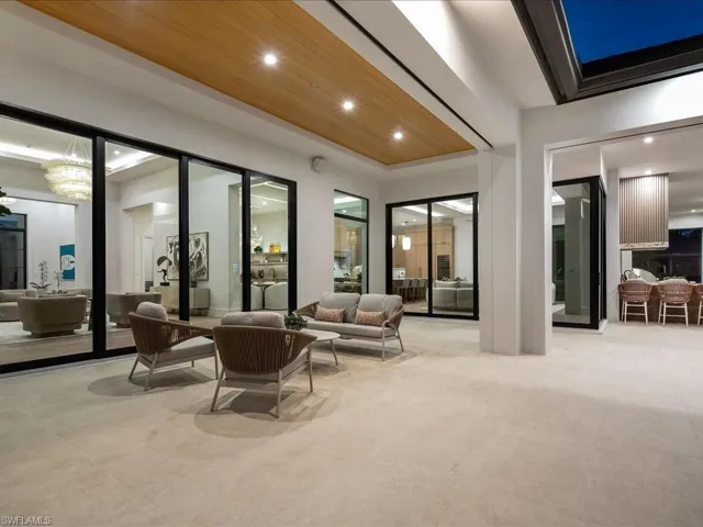 500 Ridge Dr, Naples, Florida 34108