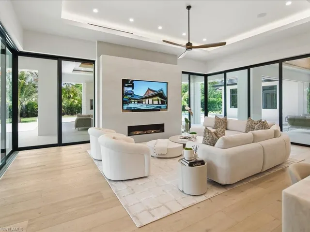 500 Ridge Dr, Naples, Florida 34108