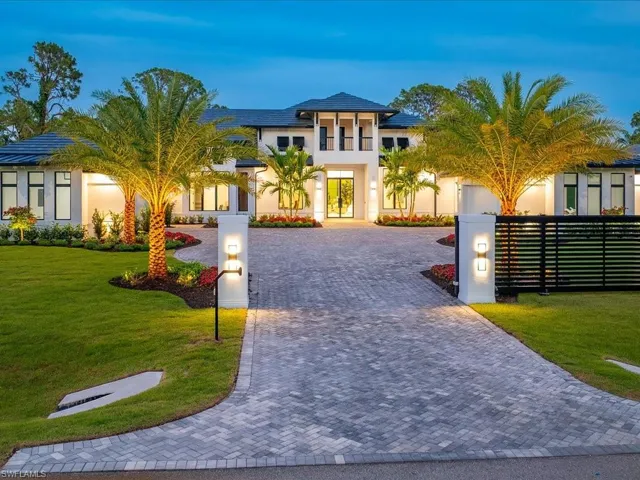 500 Ridge Dr, Naples, Florida 34108