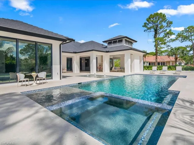 500 Ridge Dr, Naples, Florida 34108