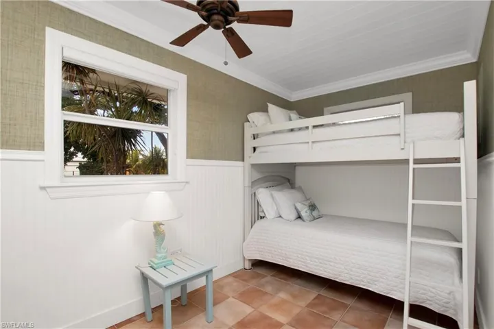 140  Severino  DR, Islamorada, FL 33036