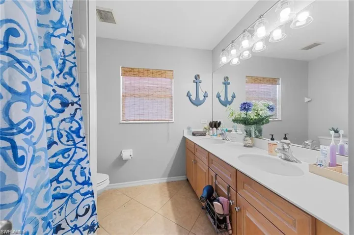 8364  Laurel Lakes  BLVD, Naples, FL 34119