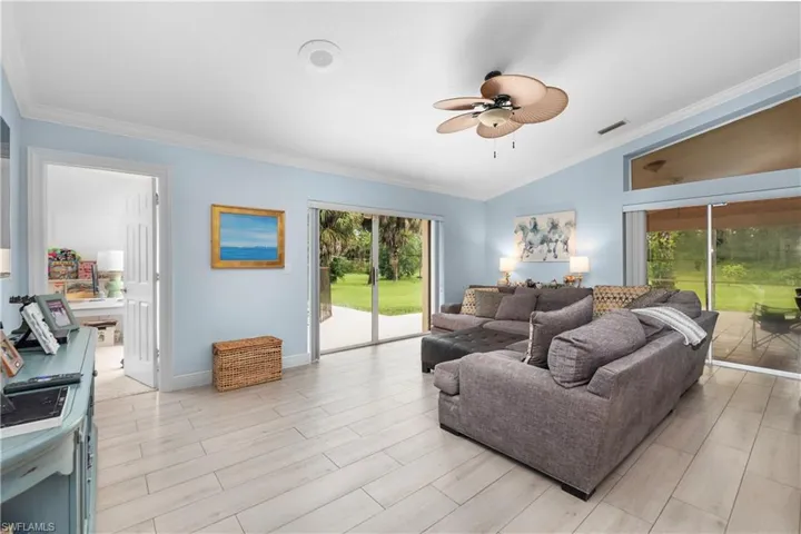1333 20th Ave Ne, Naples, Florida 34120