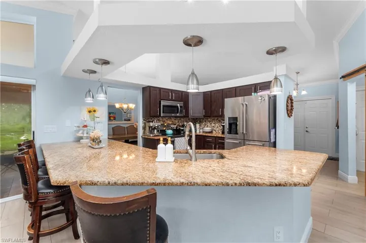1333 20th Ave Ne, Naples, Florida 34120