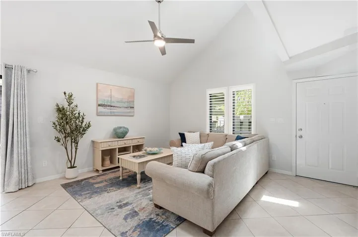 1281 Solana Rd, Naples, Florida 34103