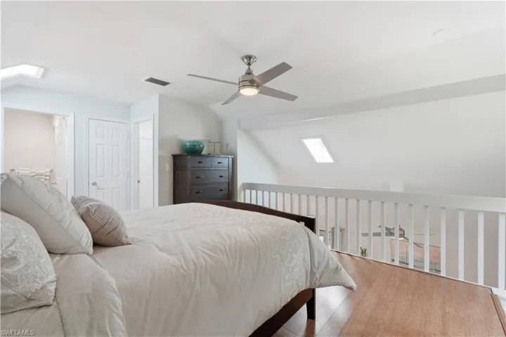 1281 Solana Rd, Naples, Florida 34103