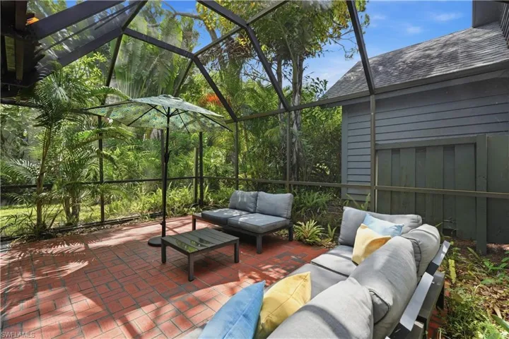 1281 Solana Rd, Naples, Florida 34103