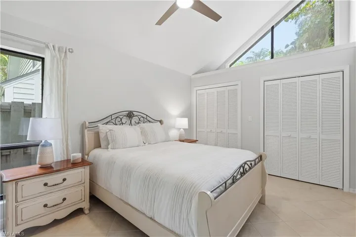 1281 Solana Rd, Naples, Florida 34103