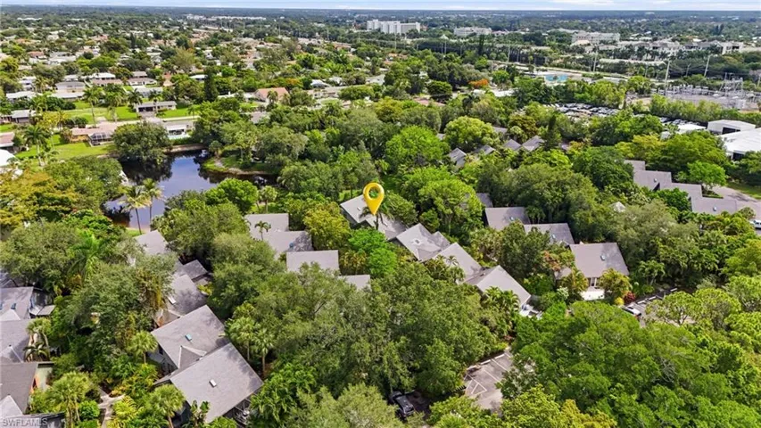 1281 Solana Rd, Naples, Florida 34103