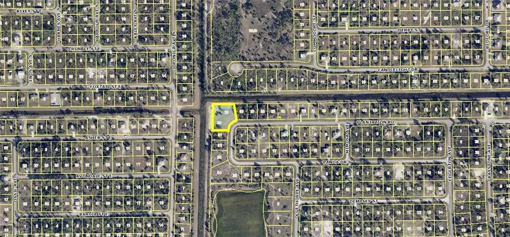 901  Plantation  RD, Lehigh Acres, FL 33974