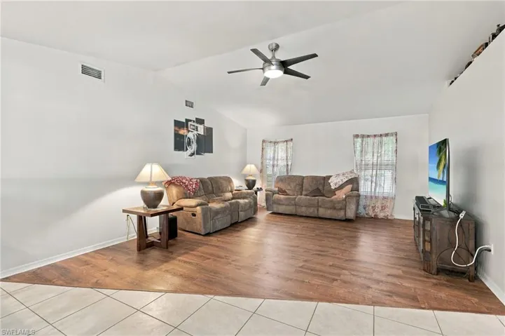 1312 Sw 27th Ter, Cape Coral, Florida 33914