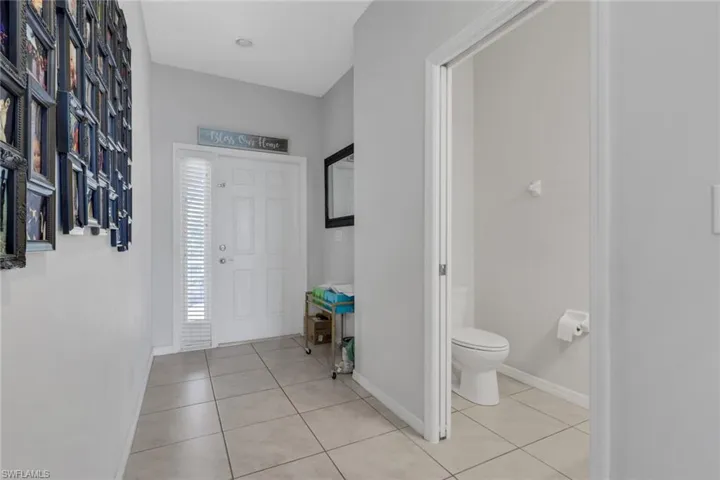 10884 Alvara Way, Bonita Springs, Florida 34135