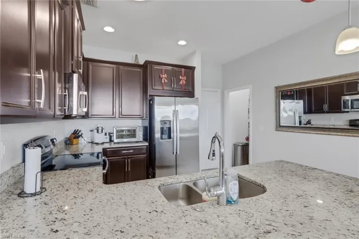 10884 Alvara Way, Bonita Springs, Florida 34135