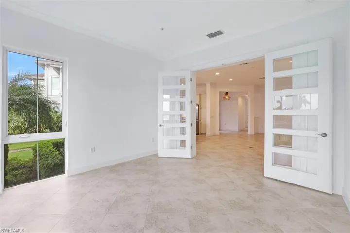 6549  Dominica  DR, Naples, FL 34113
