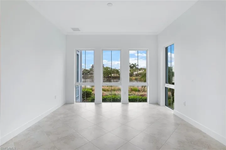 6549  Dominica  DR, Naples, FL 34113