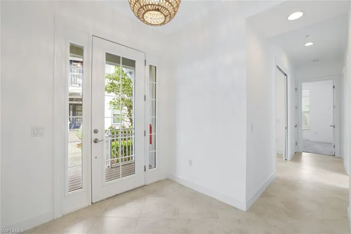 6549  Dominica  DR, Naples, FL 34113