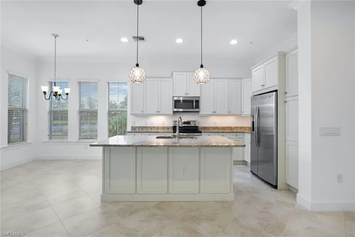 6549  Dominica  DR, Naples, FL 34113
