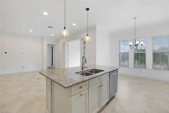 6549  Dominica  DR, Naples, FL 34113