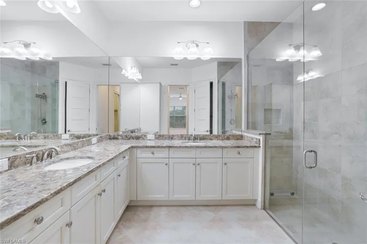 6549  Dominica  DR, Naples, FL 34113