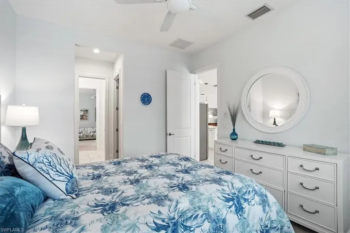 14386 Laguna Springs Ln, Naples, Florida 34114