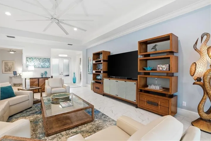 14386 Laguna Springs Ln, Naples, Florida 34114