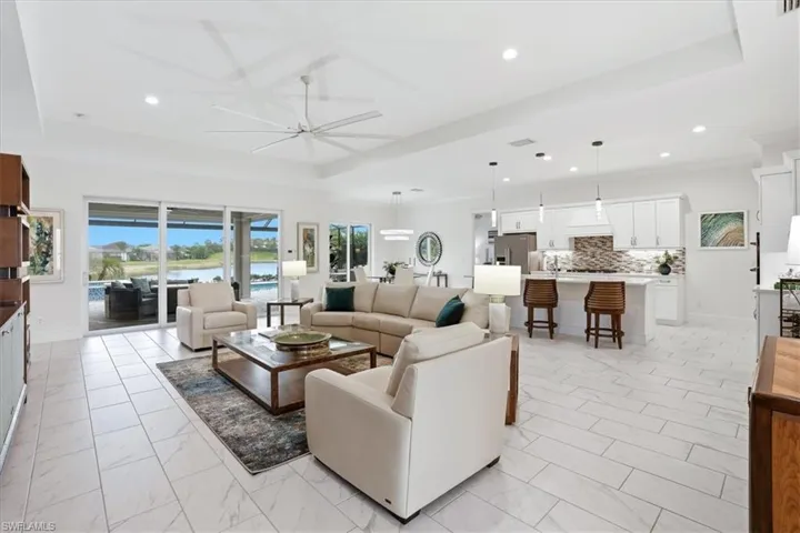 14386 Laguna Springs Ln, Naples, Florida 34114
