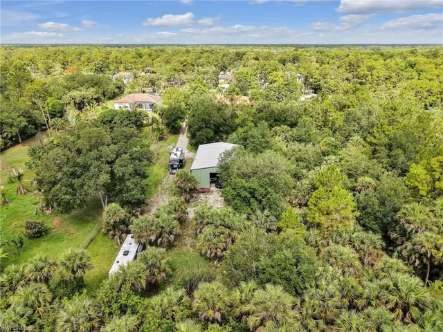 530 13th St Nw, Naples, Florida 34120