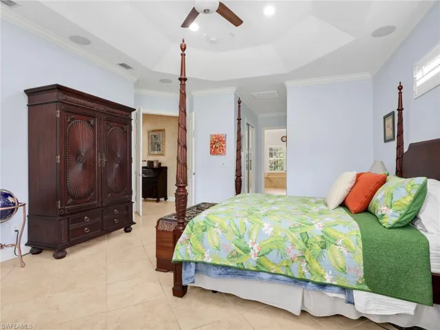 530 13th St Nw, Naples, Florida 34120