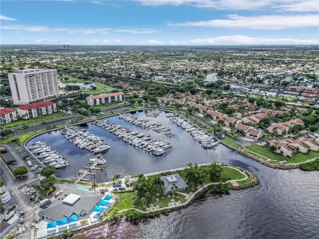 Marina, Ship Store, Wheelhouse Grill