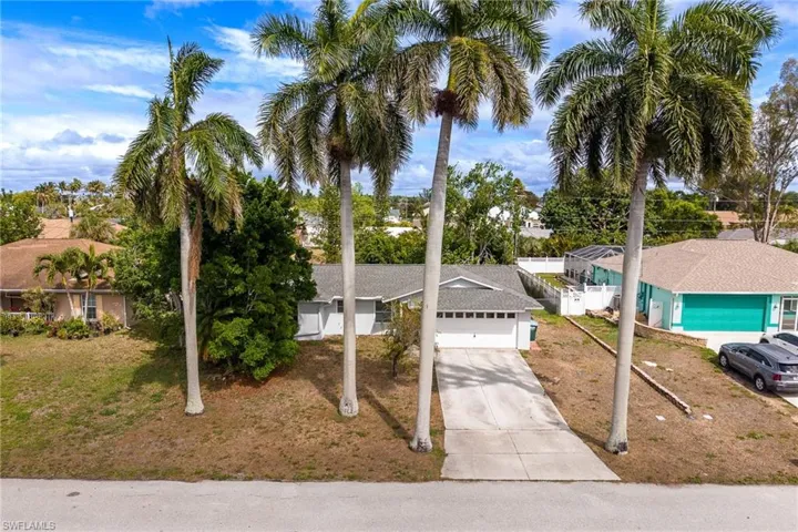 1333 Sw 5th Pl, Cape Coral, Florida 33991