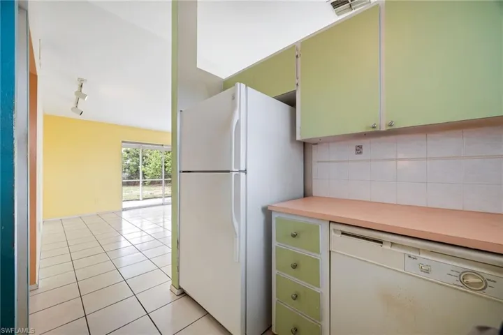 1333 Sw 5th Pl, Cape Coral, Florida 33991