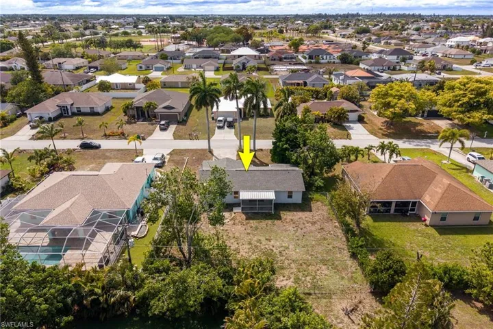 1333 Sw 5th Pl, Cape Coral, Florida 33991