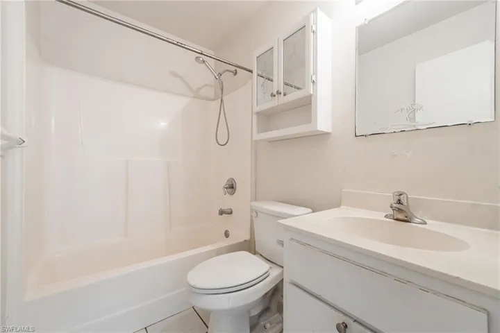 1333 Sw 5th Pl, Cape Coral, Florida 33991