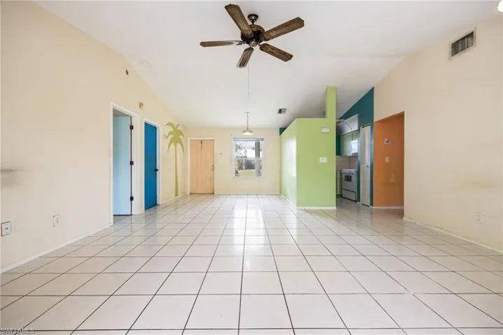 1333 Sw 5th Pl, Cape Coral, Florida 33991