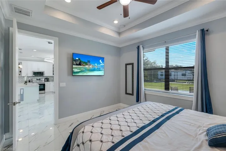 3460  20th NE AVE, Naples, FL 34120