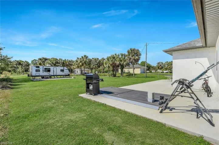 3460  20th NE AVE, Naples, FL 34120