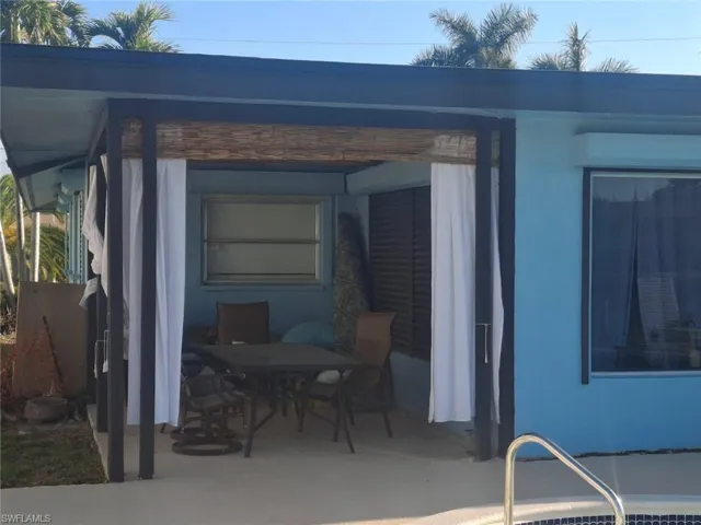 419 Avalon Dr, Cape Coral, Florida 33904