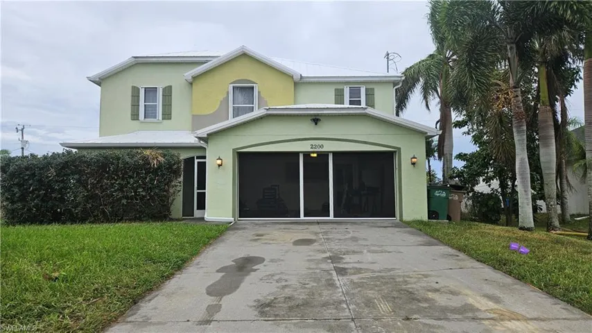 View of front with garage screen down