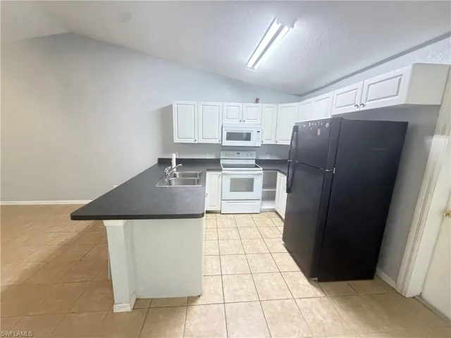 3950 Sunset Rd, Lehigh Acres, Florida 33971