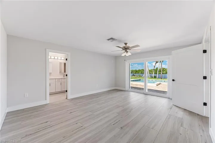 335  Shore  DR, Fort Myers, FL 33905