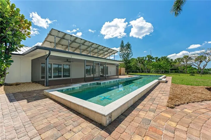 335  Shore  DR, Fort Myers, FL 33905