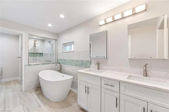 335  Shore  DR, Fort Myers, FL 33905