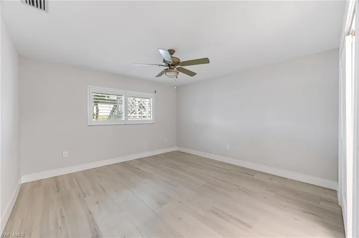 335  Shore  DR, Fort Myers, FL 33905