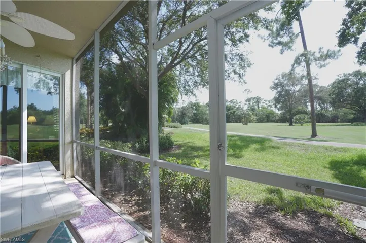 Sunroom with ceiling fan