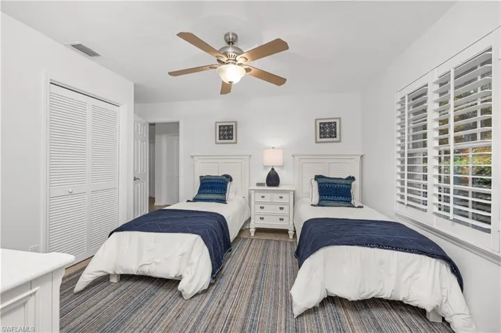 199  Edgemere S WAY, Naples, FL 34105