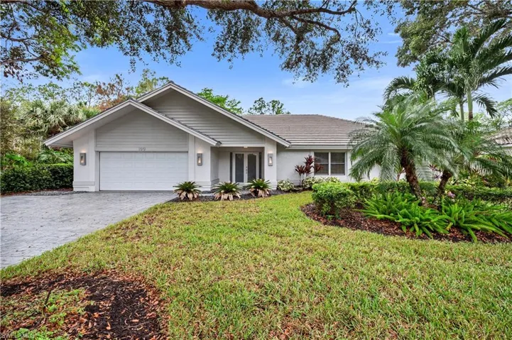 199  Edgemere S WAY, Naples, FL 34105