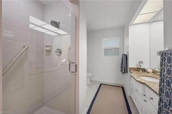 199  Edgemere S WAY, Naples, FL 34105