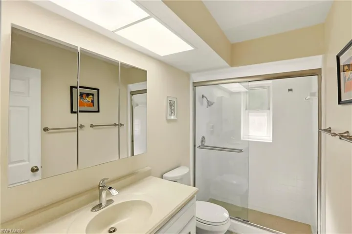 Guest Bath w/ Walk In Shower