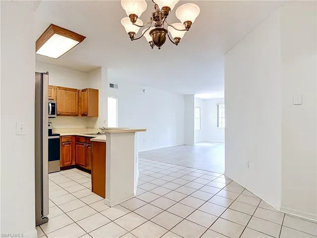 15585 Ocean Walk Cir 204, Fort Myers, Florida 33908